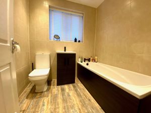 Family Bathroom- click for photo gallery